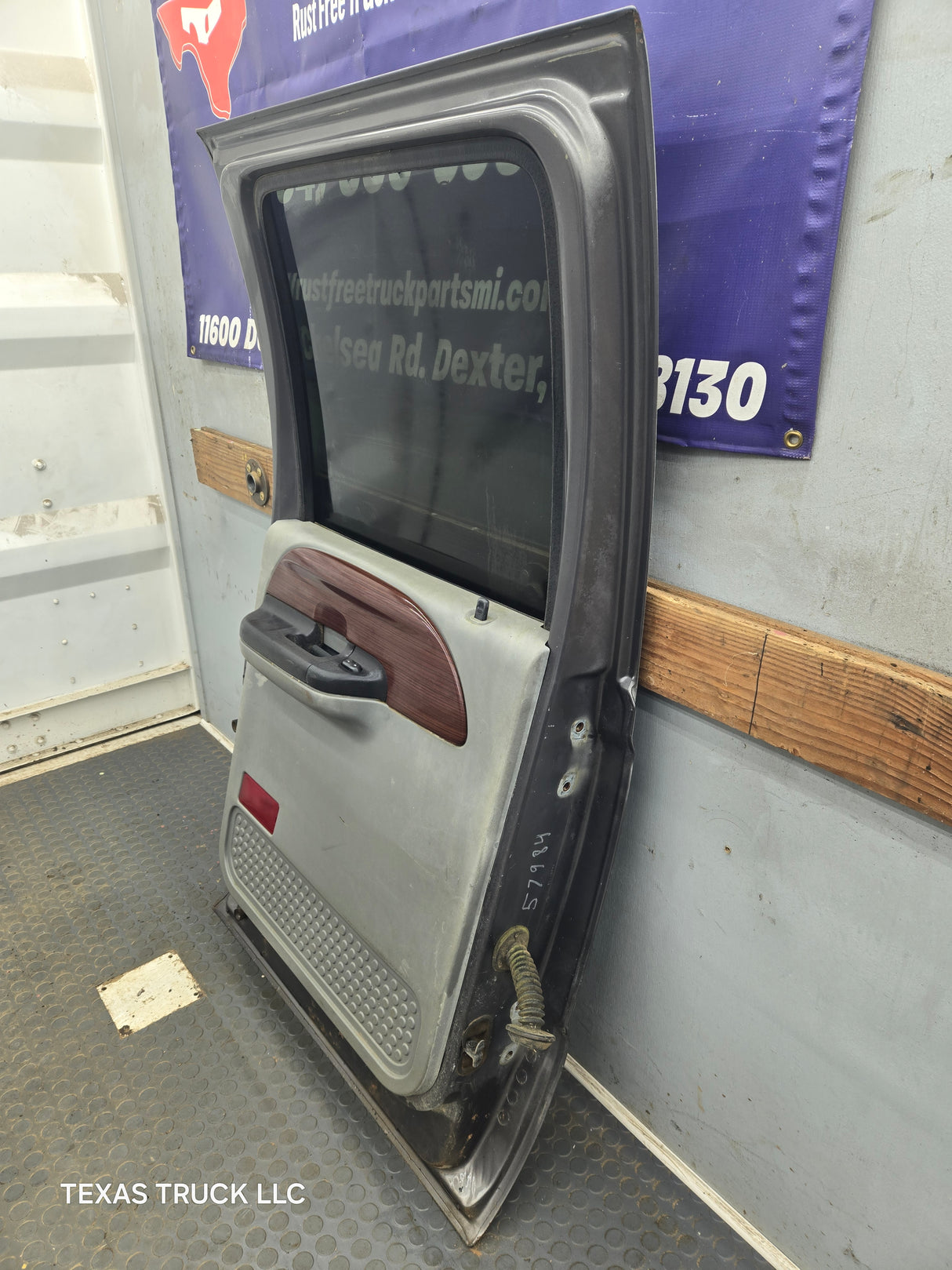 1999-2011 Ford Super Duty LH Driver Side Rear Crew Cab Door F250 F350 F450 F550