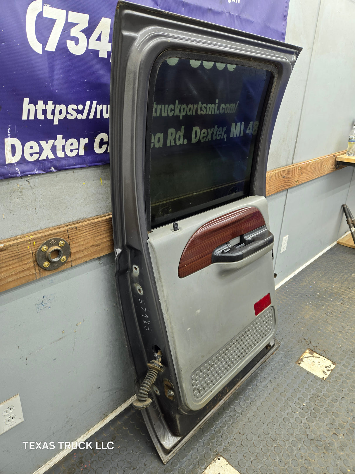 1999-2011 Ford Super Duty RH Passenger Side Rear Crew Cab Door F250 F350 F450 F550
