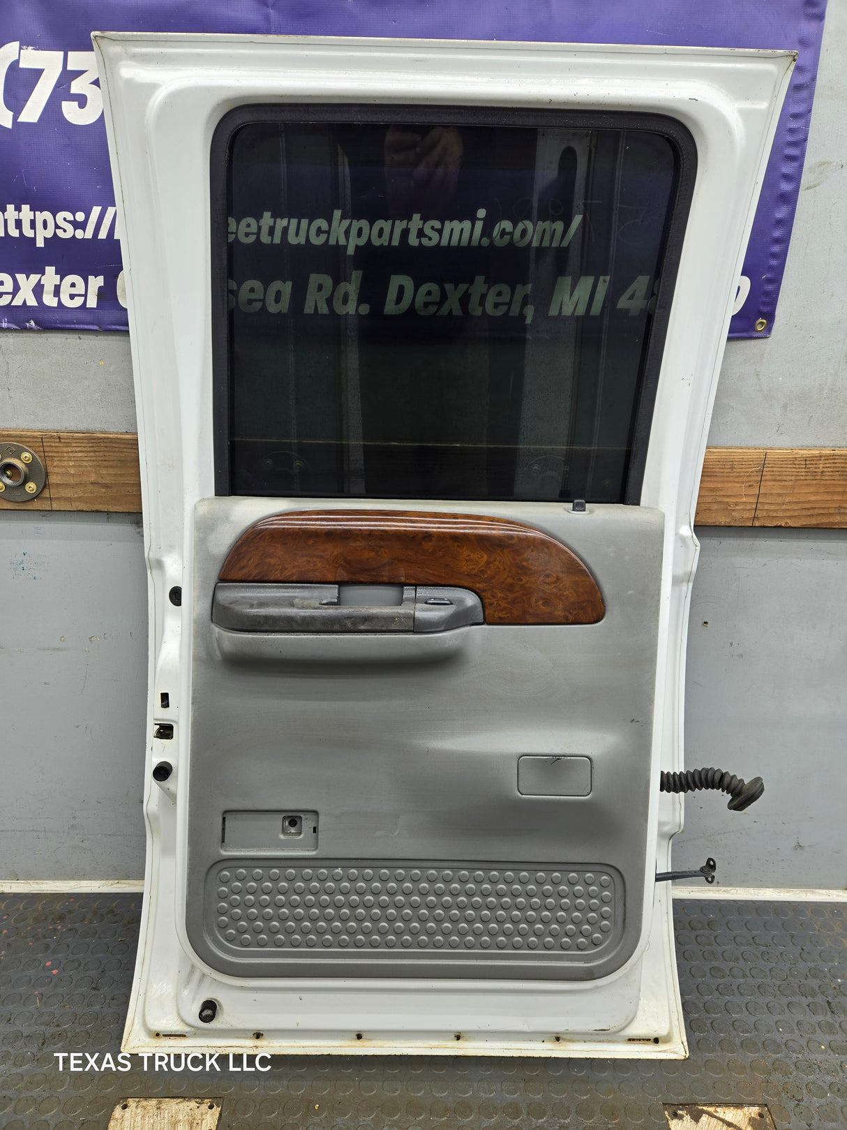 1999-2011 Ford Super Duty LH Driver Side Rear Crew Cab Door F250 F350 F450 F550