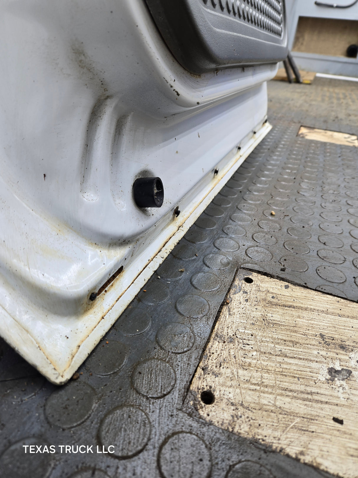 1999-2011 Ford Super Duty LH Driver Side Rear Crew Cab Door F250 F350 F450 F550
