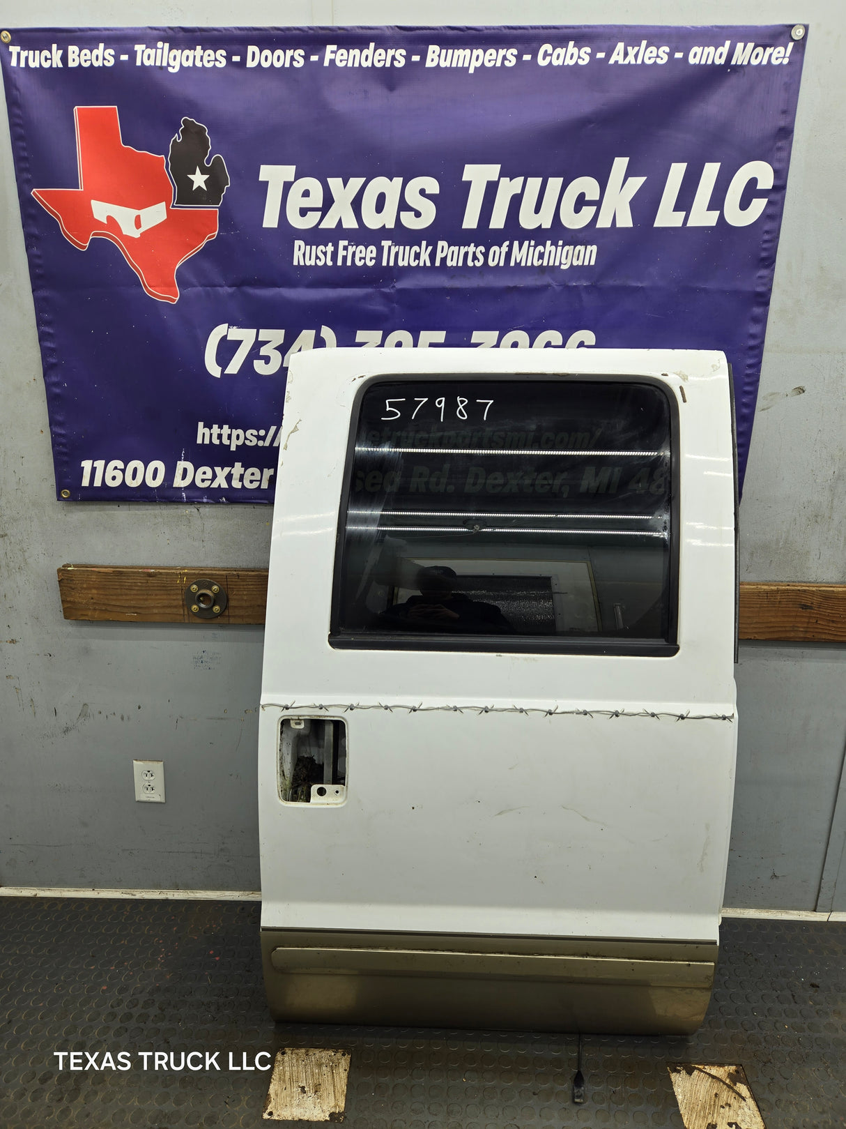 1999-2011 Ford Super Duty RH Passenger Side Rear Crew Cab Door F250 F350 F450 F550