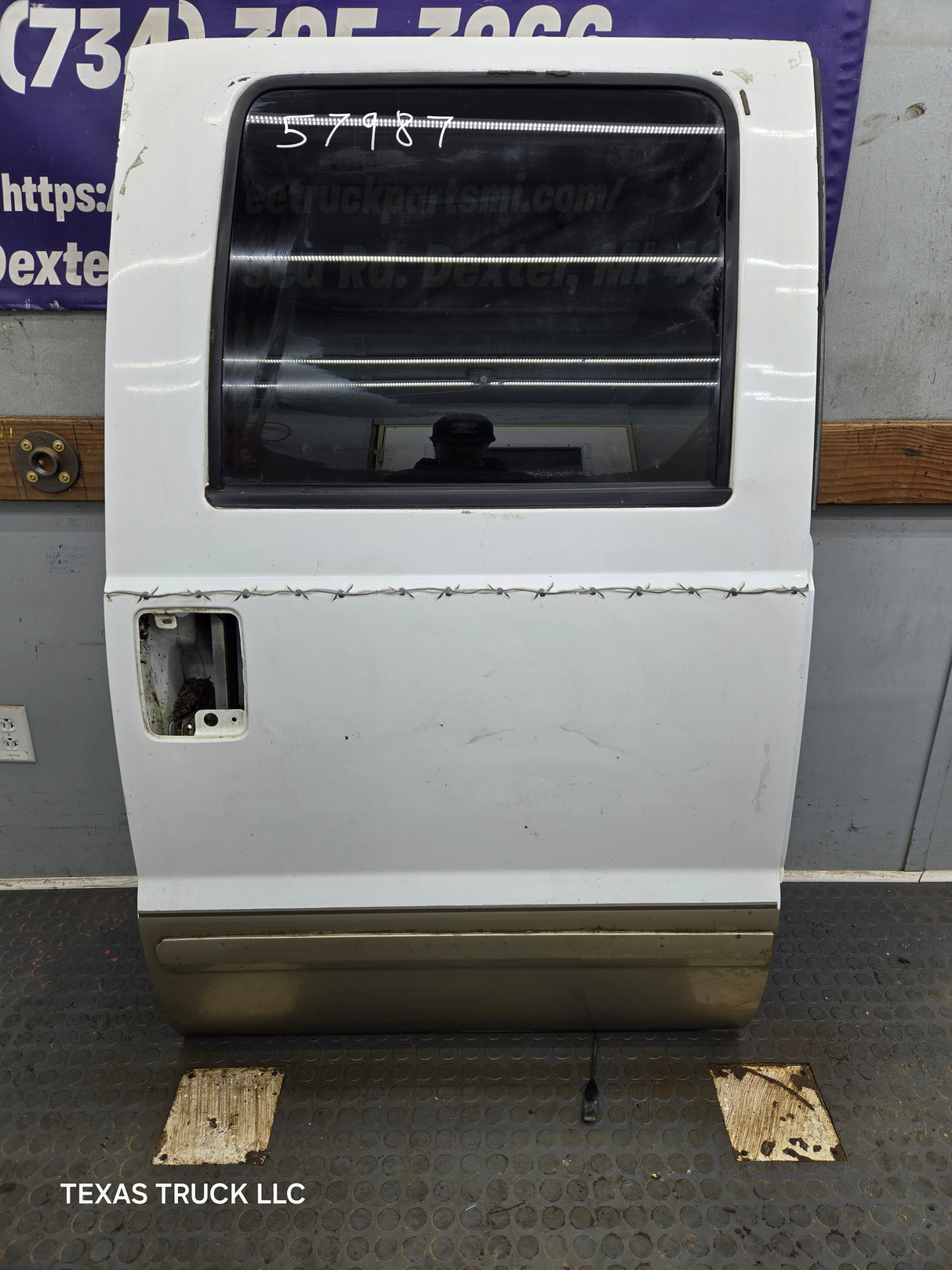1999-2011 Ford Super Duty RH Passenger Side Rear Crew Cab Door F250 F350 F450 F550