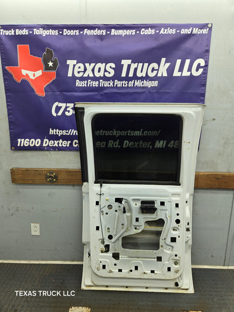 1999-2007 Ford Super Duty RH Passenger Side Rear Crew Cab Door F250 F350 F450 F550
