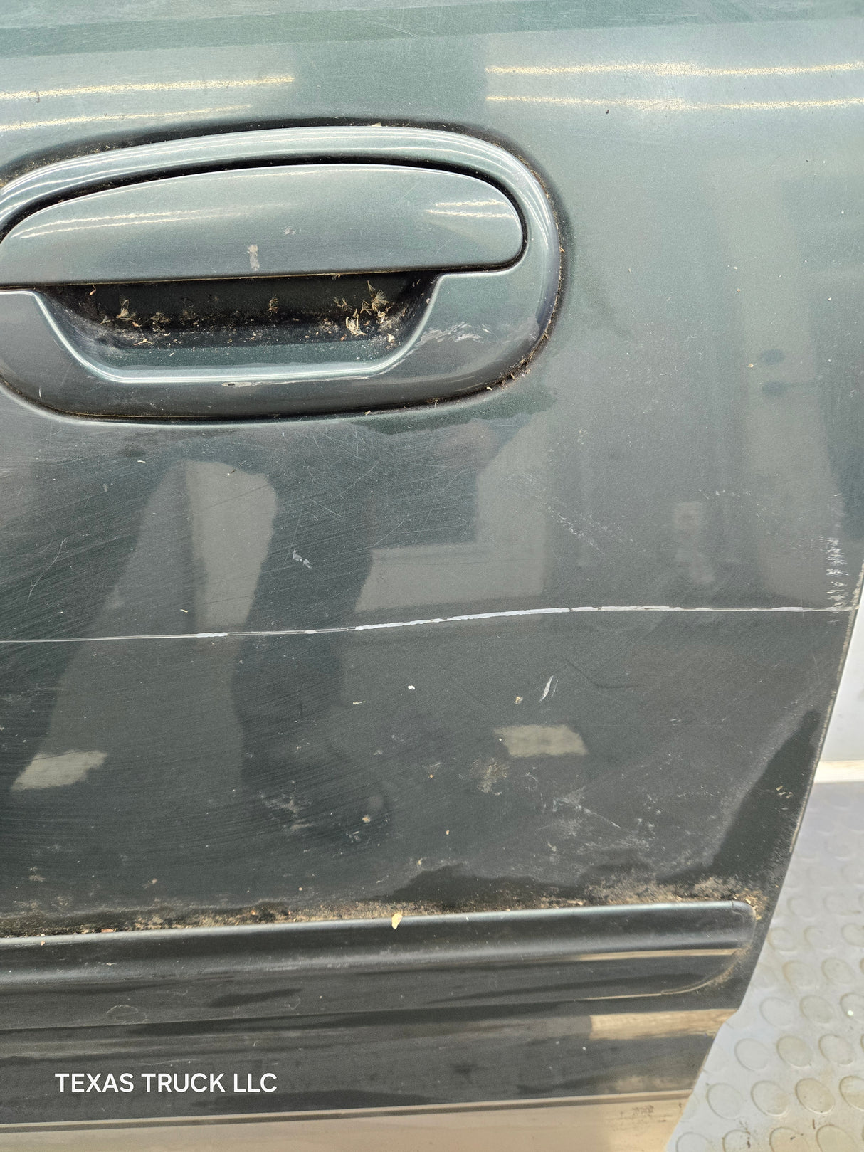 2001-2003 Ford F-150 Driver Side Rear Crew Cab LH door