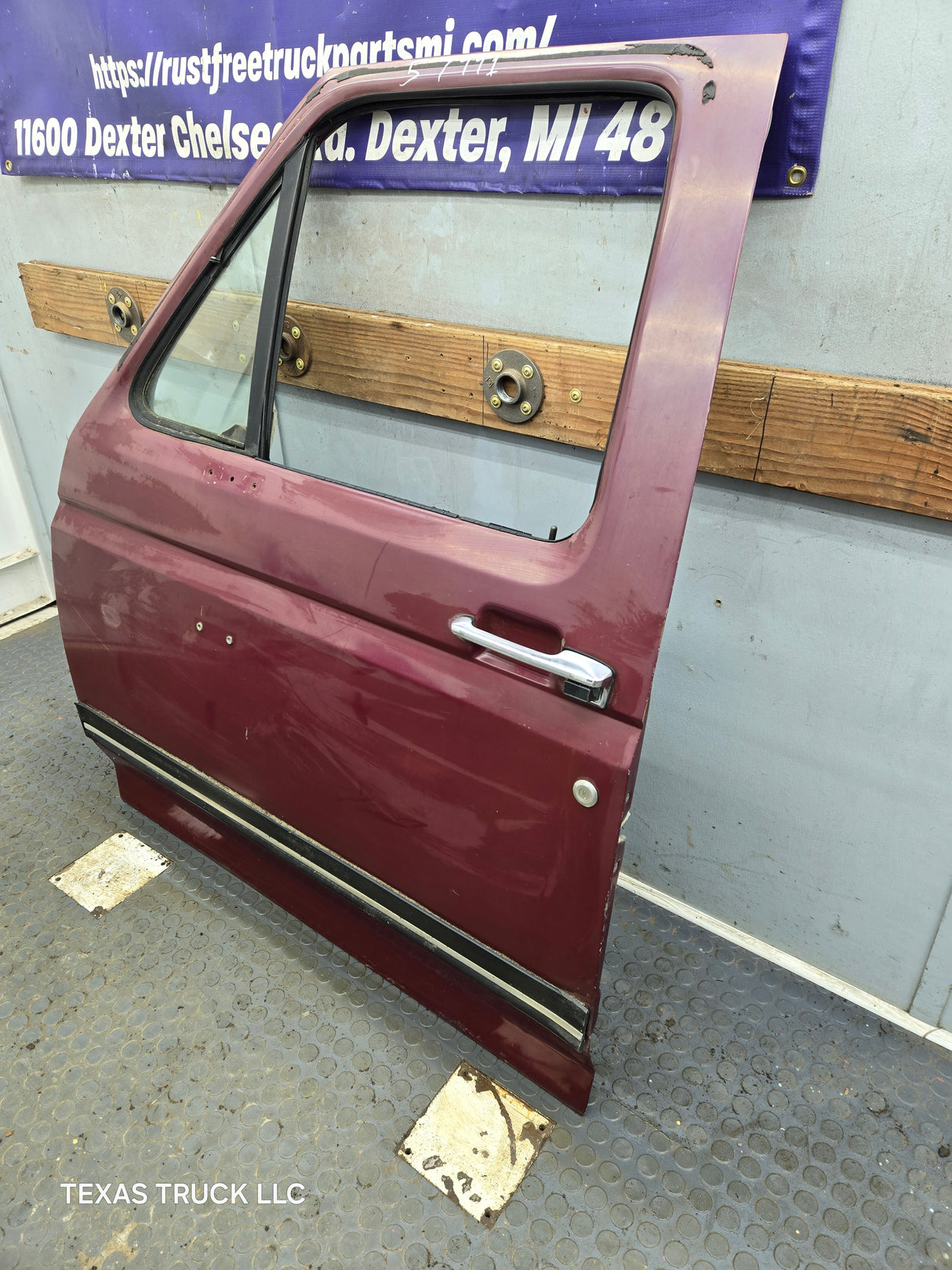 1980-1991 Ford F Series F250 F350 F450 F550 LH Driver Side Front Door