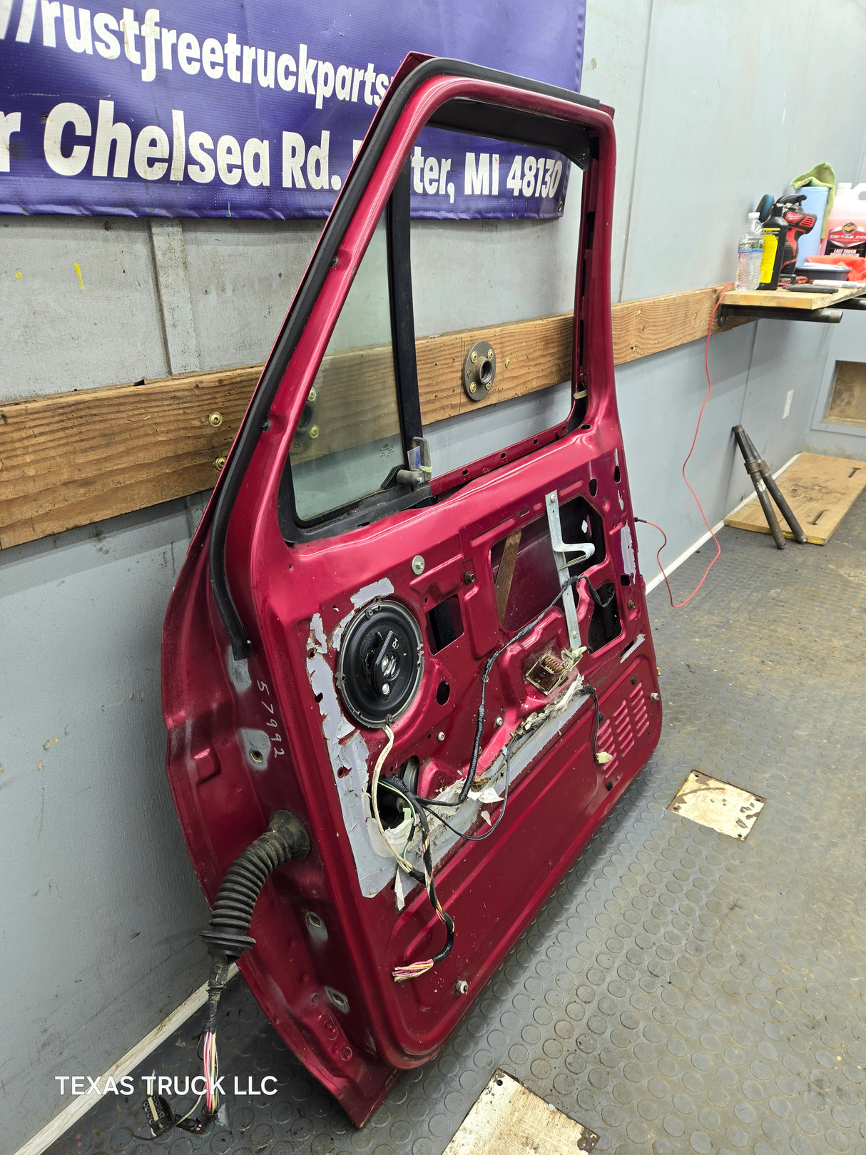 1987-1997 Ford F Series F250 F350 F450 F550 Passenger Side Front Door RH