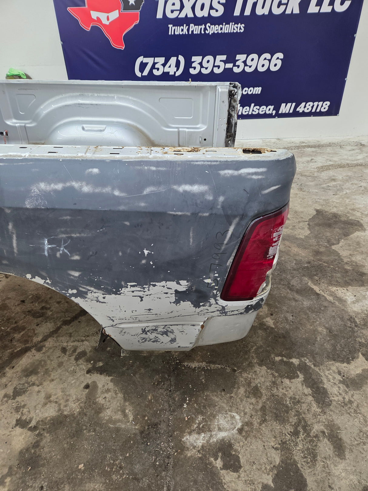 2009-2018 Dodge Ram 4th Gen 1500 2500 3500 6' 4" Short Truck Bed