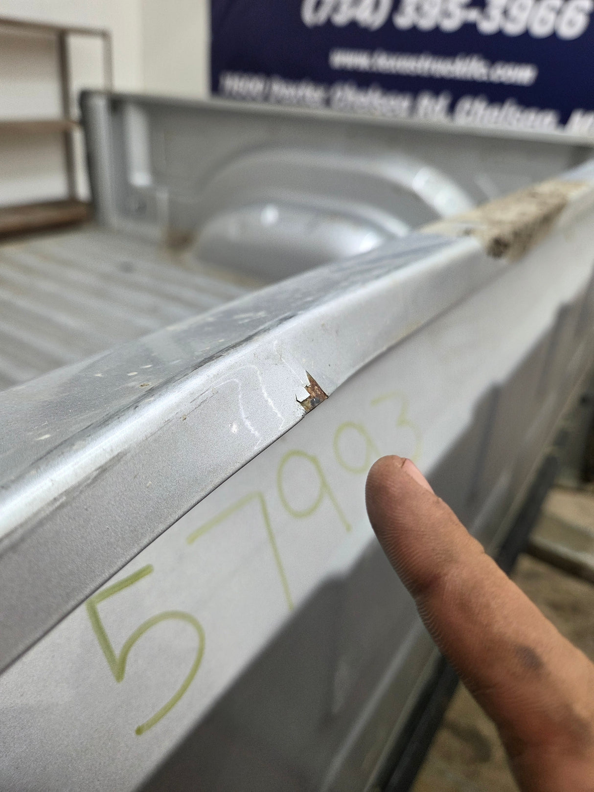 2009-2018 Dodge Ram 4th Gen 1500 2500 3500 6' 4" Short Truck Bed