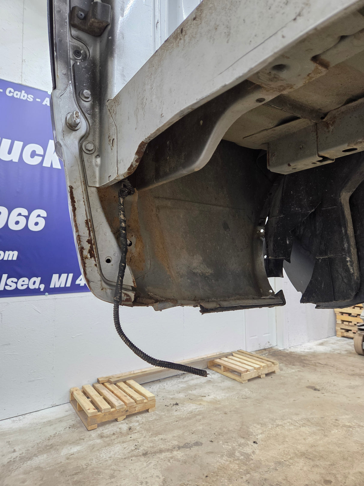 2009-2018 Dodge Ram 4th Gen 1500 2500 3500 6' 4" Short Truck Bed