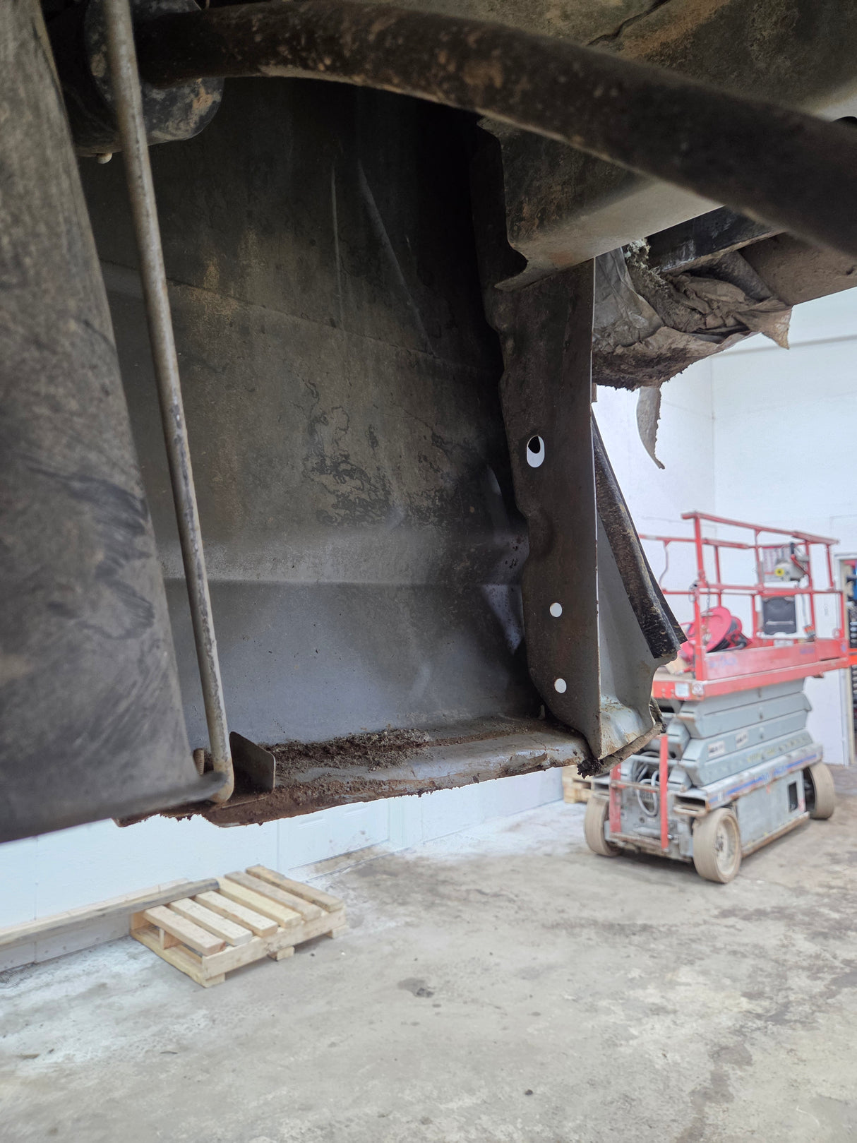 2009-2018 Dodge Ram 4th Gen 1500 2500 3500 6' 4" Short Truck Bed