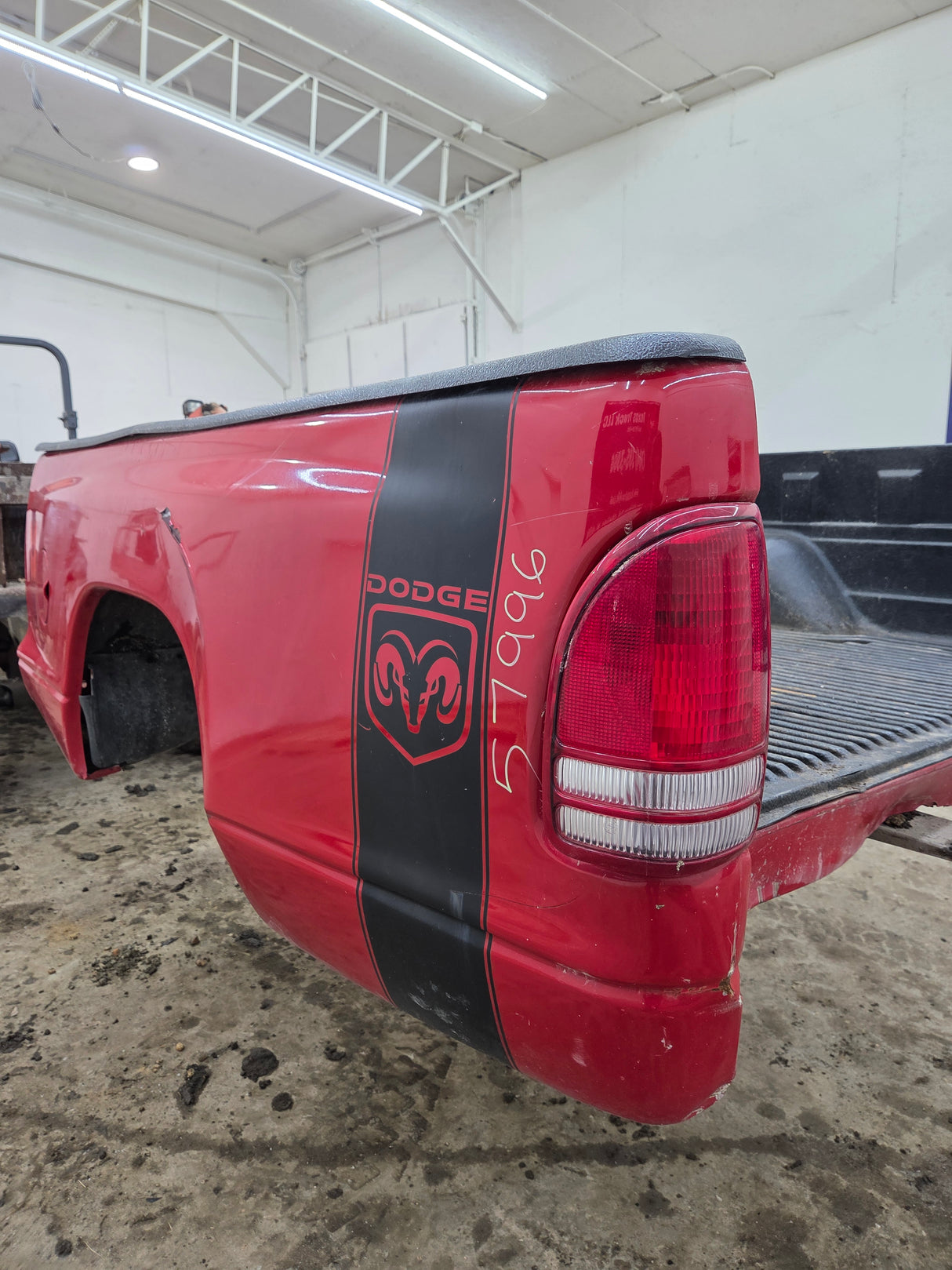 1997-2004 Dodge Dakota 2nd Gen Long Bed