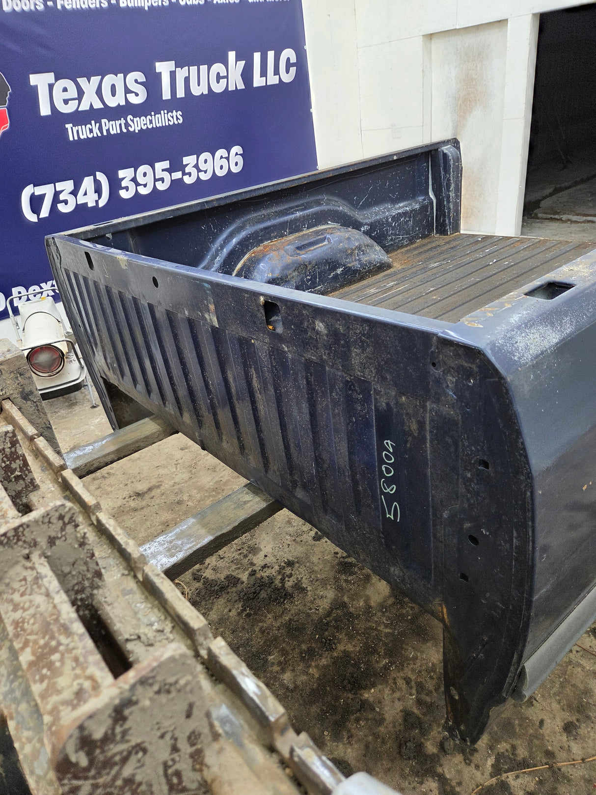 1994-1996 Dodge Dakota 2nd Gen 6' 6" Short Truck Bed