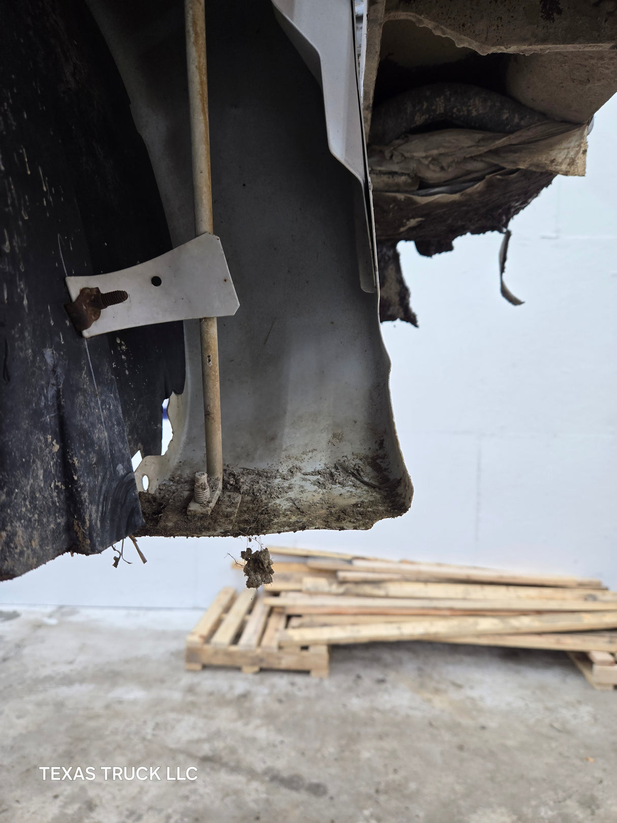 2004-2013 Chevrolet Colorado/ GMC Canyon Crew Cab Short Truck Bed