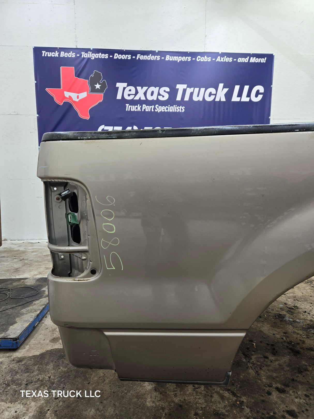 2004-2008 Ford F150 5' 6" Short Truck Bed
