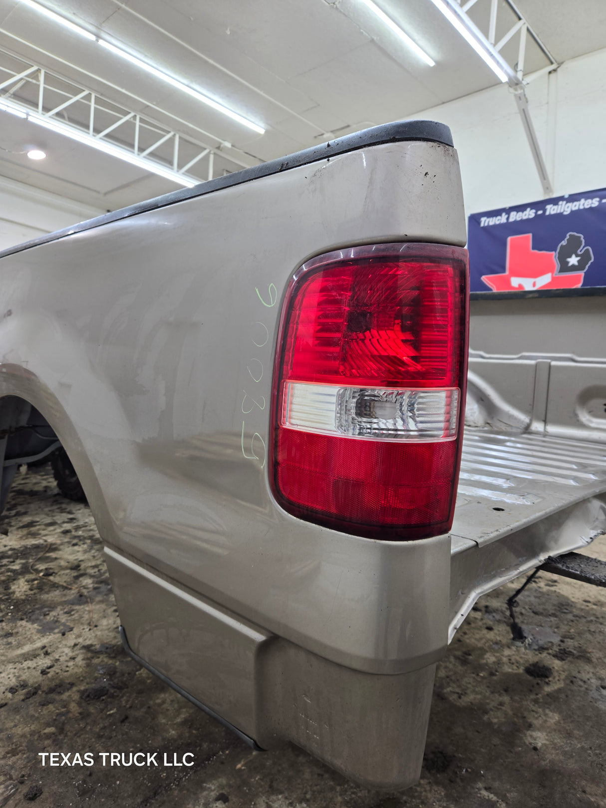 2004-2008 Ford F150 5' 6" Short Truck Bed