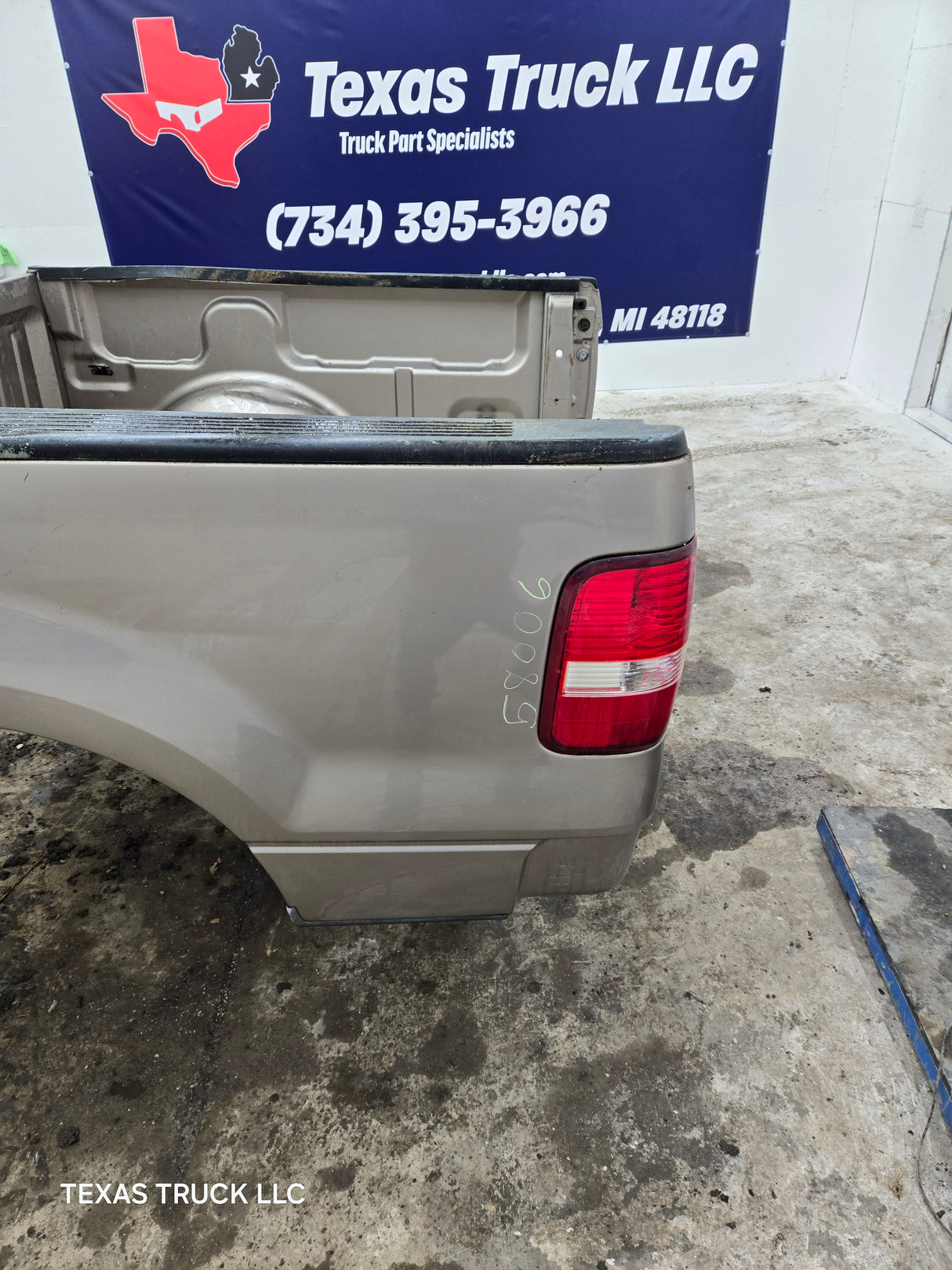 2004-2008 Ford F150 5' 6" Short Truck Bed