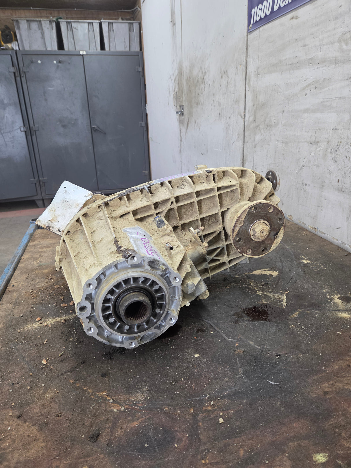 2003-2010 5R110 Ford Super Duty Transfer Case Manual Floor Shift F250 F350 F450 F550 155k miles