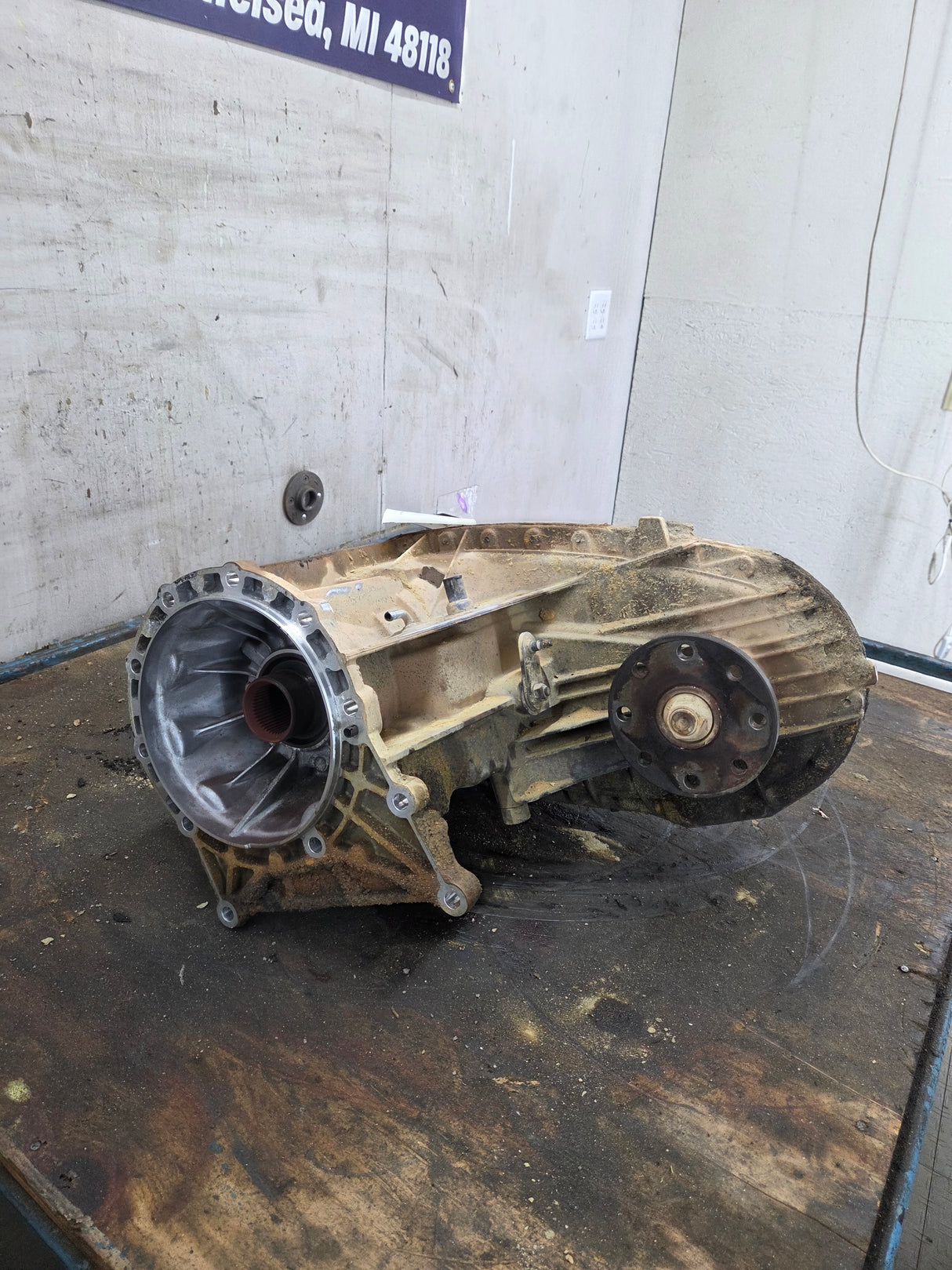 2011-2016 6.2L 6.7L PSD Transfer Case Flange Yoke Manual Floor Shift Ford F250 F350 F450 F550 Super Duty