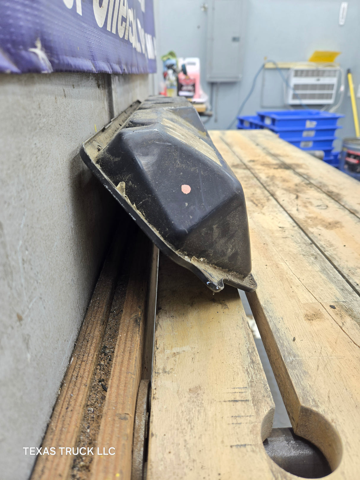 1999-2003 Ford 7.3L Power Stroke Driver Side Valve Cover