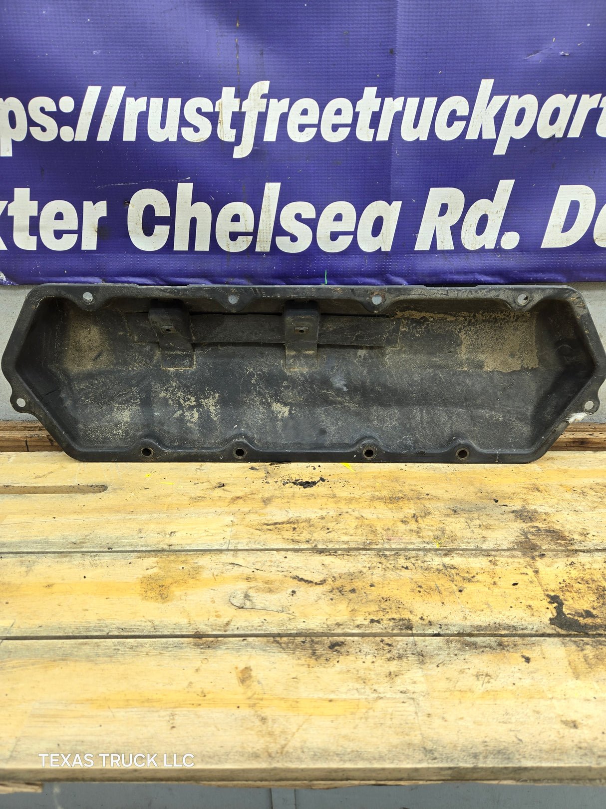 1999-2003 Ford 7.3L Power Stroke Driver Side Valve Cover