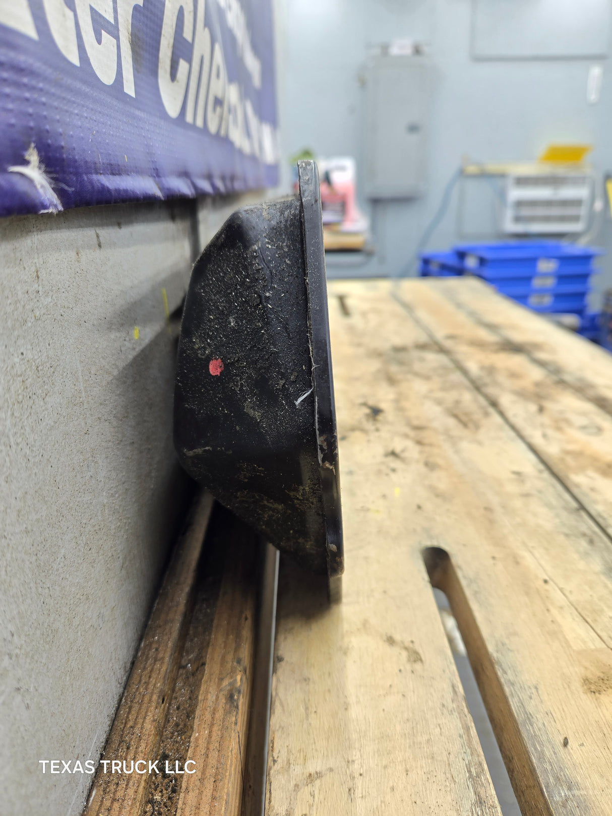 1999-2003 Ford 7.3L Power Stroke Driver Side Valve Cover