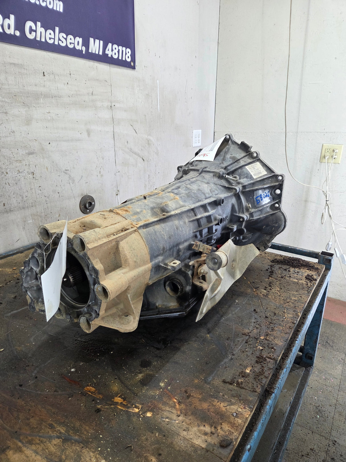 2012 Chevrolet GMC 6.0L 6L-90 4wd AUTOMATIC TRANSMISSION 2500HD 3500HD