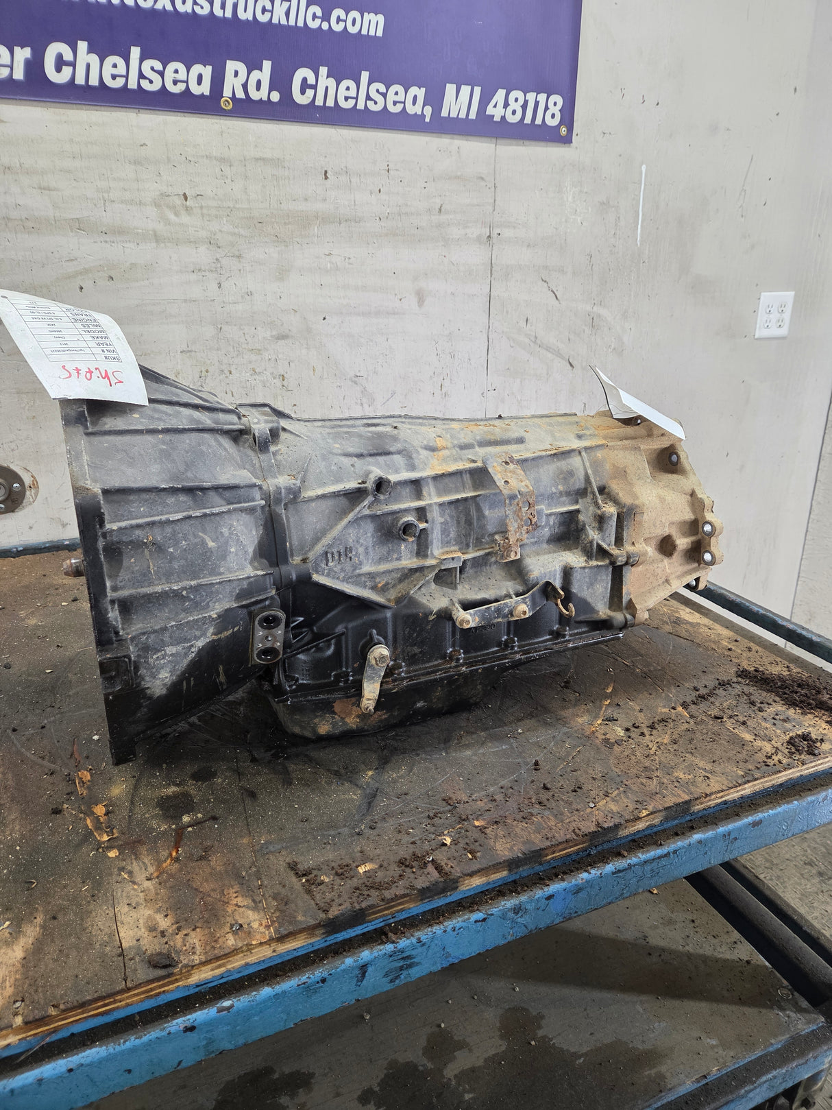 2012 Chevrolet GMC 6.0L 6L-90 4wd AUTOMATIC TRANSMISSION 2500HD 3500HD