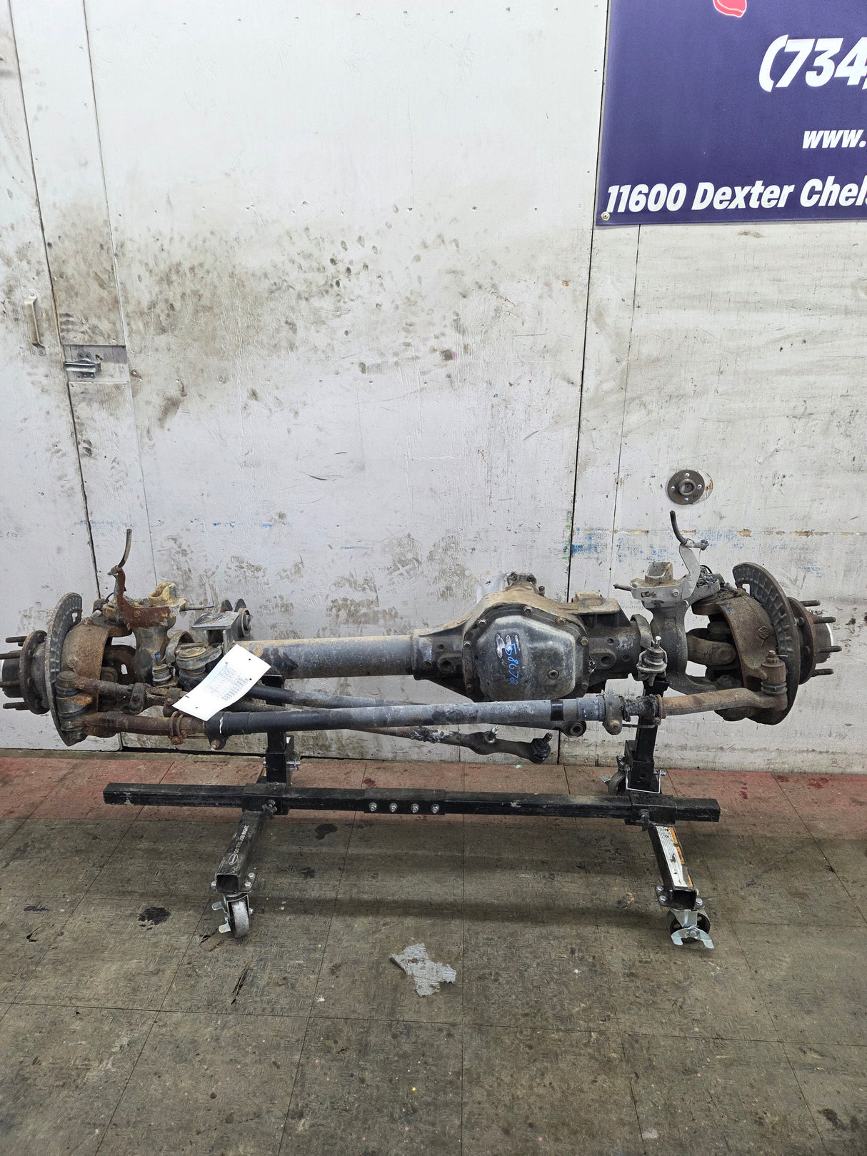 2013-2016 Ford Super Duty F250 F350 FRONT Axle 3.73 Gear Ratio 134k miles