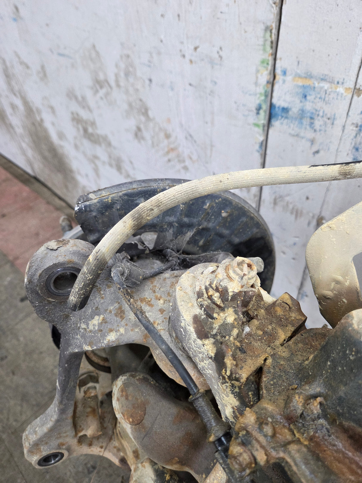 2013-2016 Ford Super Duty F250 F350 FRONT Axle 3.31 Gear Ratio