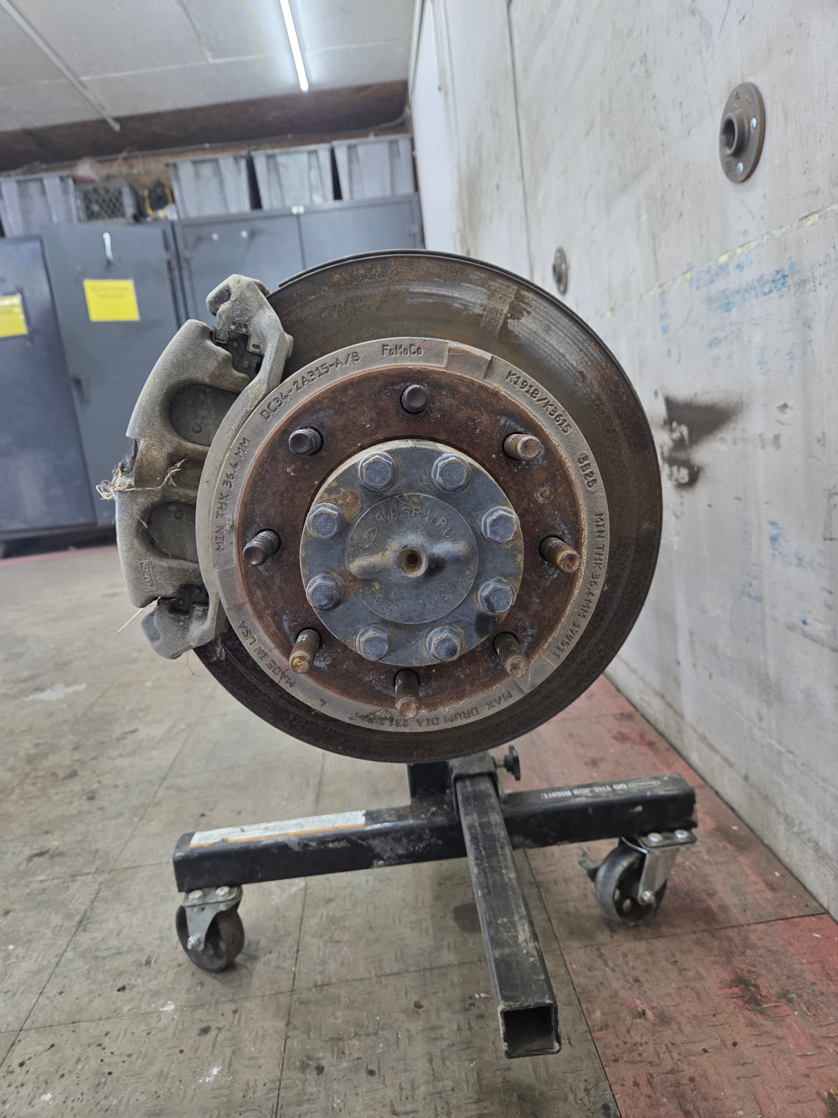 2013-2016 Ford Super Duty F250 F350 Rear Axle 3.31 Gear Ratio Rear End