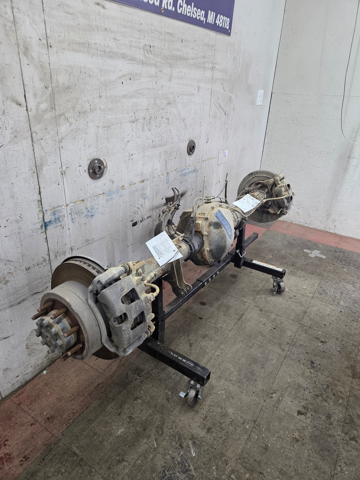 2013-2016 Ford Super Duty F250 F350 Rear Axle 3.31 Gear Ratio Rear End