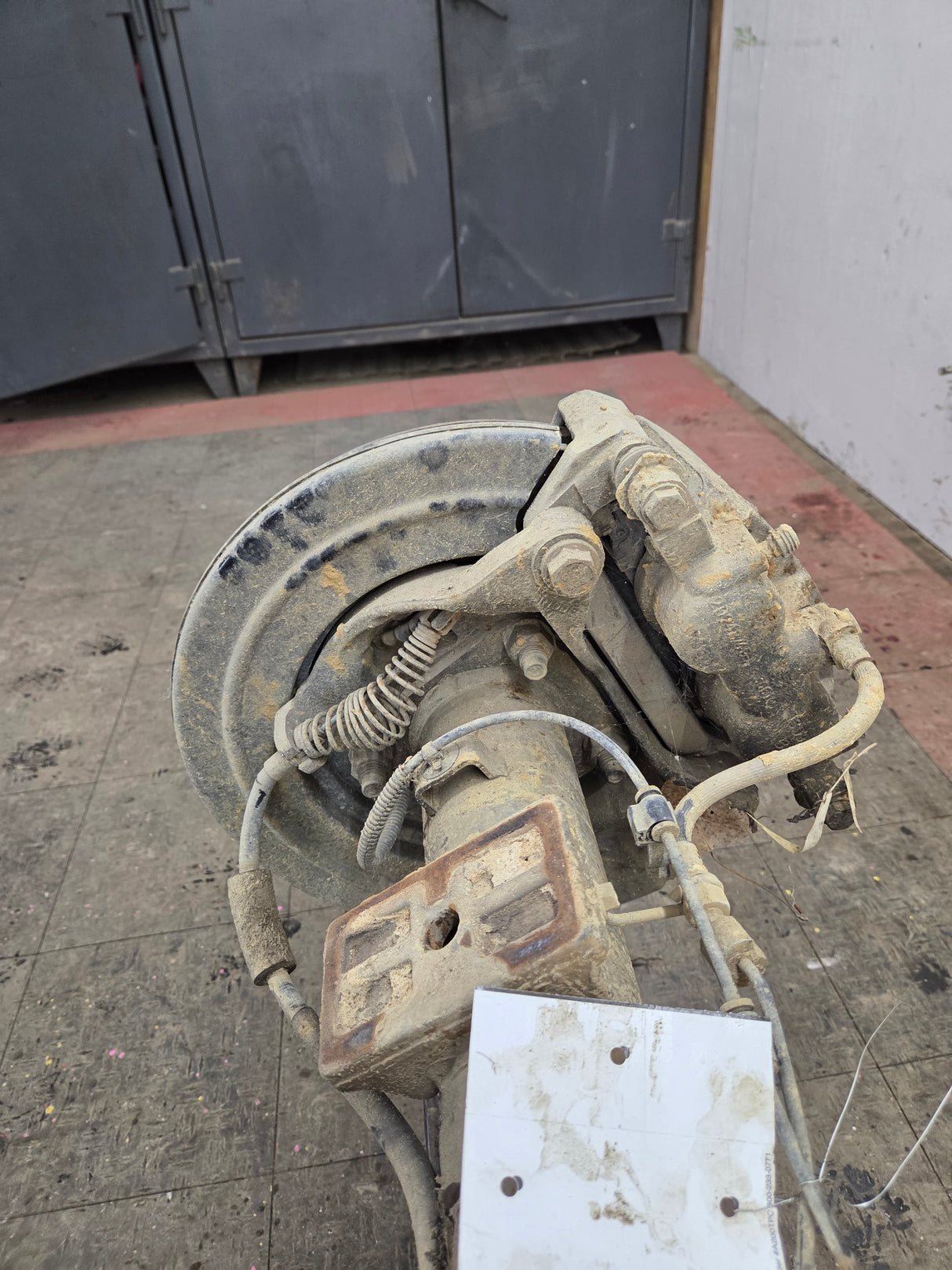 2013-2016 Ford Super Duty F250 F350 Rear Axle 3.31 Gear Ratio Rear End