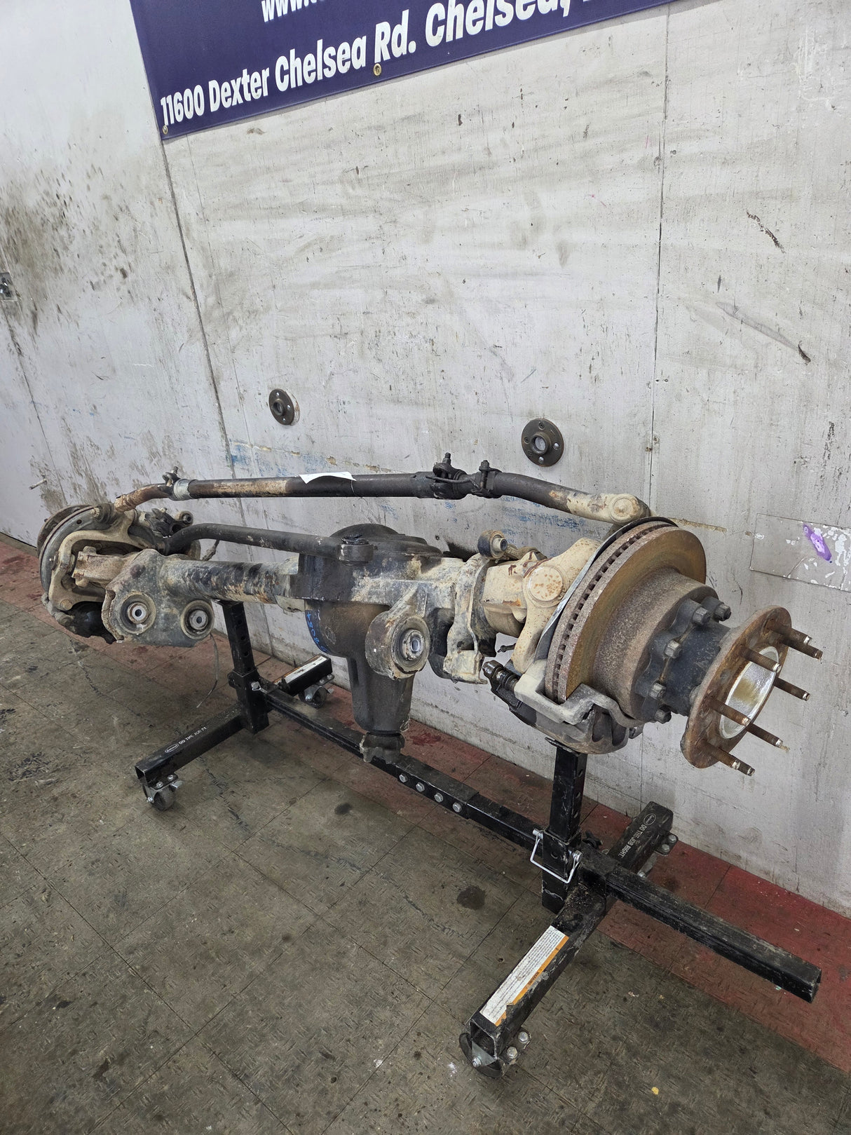 2005-2010 Ford Super Duty F350 DRW Dually FRONT Axle 4.10 Gear Ratio