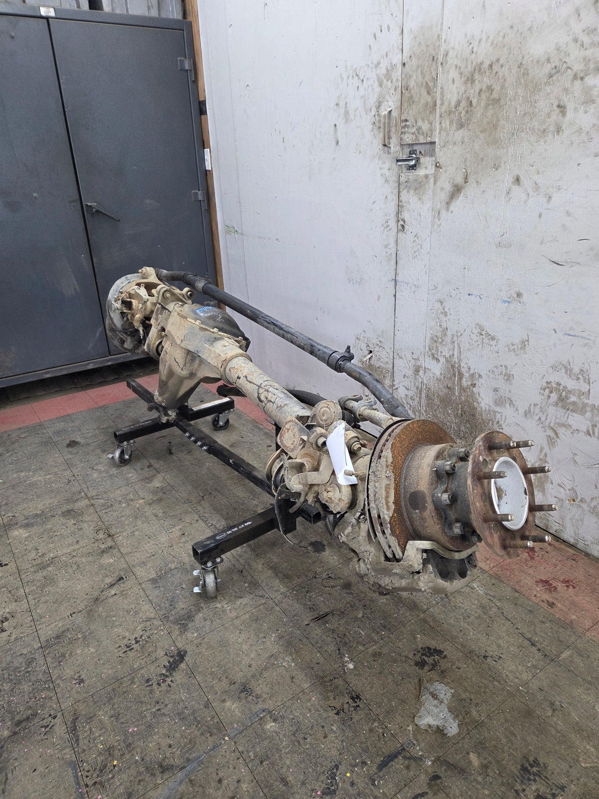 2005-2010 Ford Super Duty F350 DRW Dually FRONT Axle 4.10 Gear Ratio