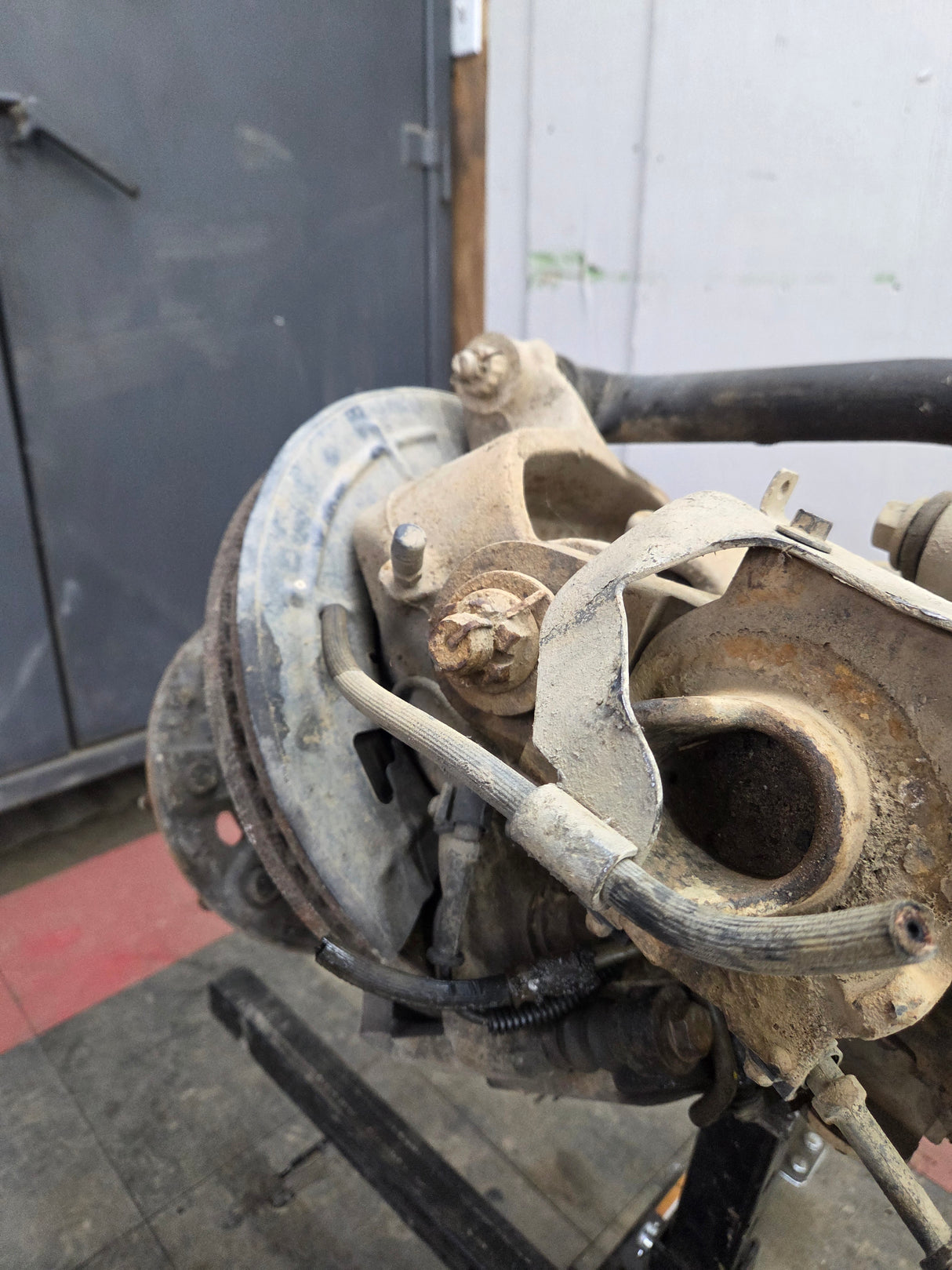 2005-2010 Ford Super Duty F350 DRW Dually FRONT Axle 4.10 Gear Ratio