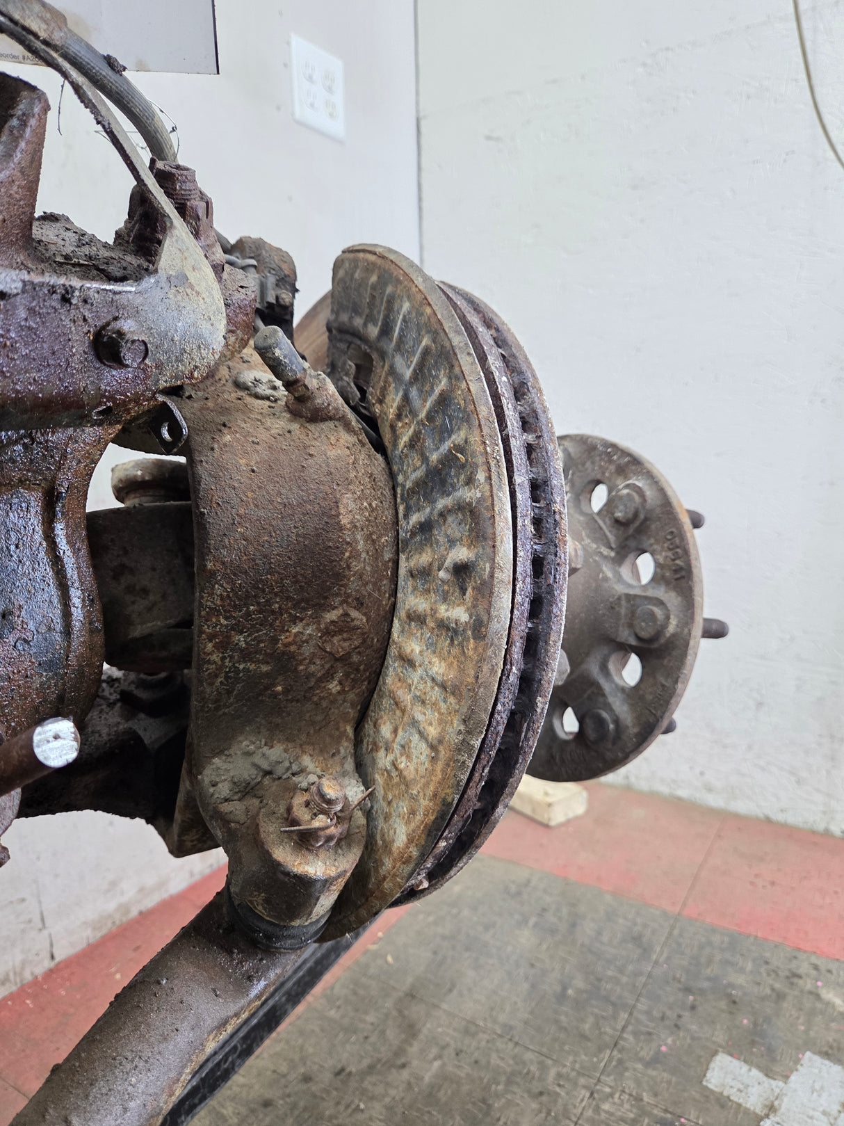 2013-2016 Ford Super Duty F350 Dually FRONT Axle 4.10 Gear Ratio 237k miles