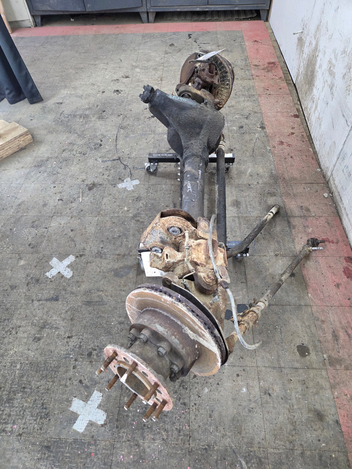 2013-2016 Ford Super Duty F350 Dually FRONT Axle 4.10 Gear Ratio 237k miles