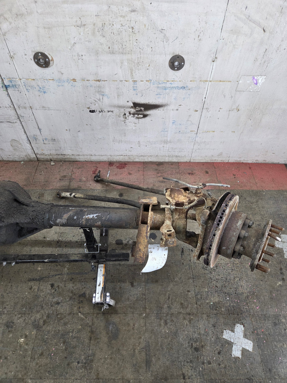 2013-2016 Ford Super Duty F350 Dually FRONT Axle 4.10 Gear Ratio 237k miles