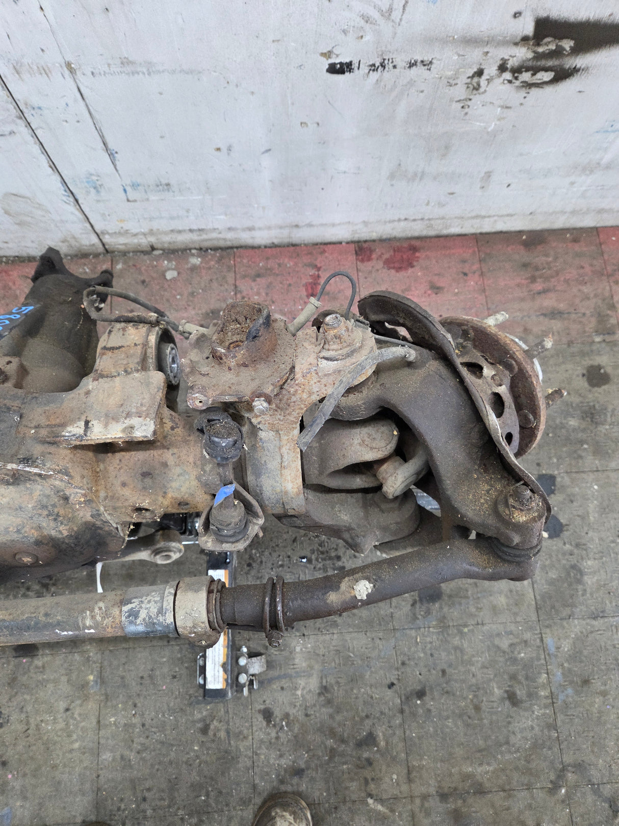 2008-2010 Ford Super Duty F250 F350 SRW FRONT Axle 4.10 Gear Ratio 155k miles