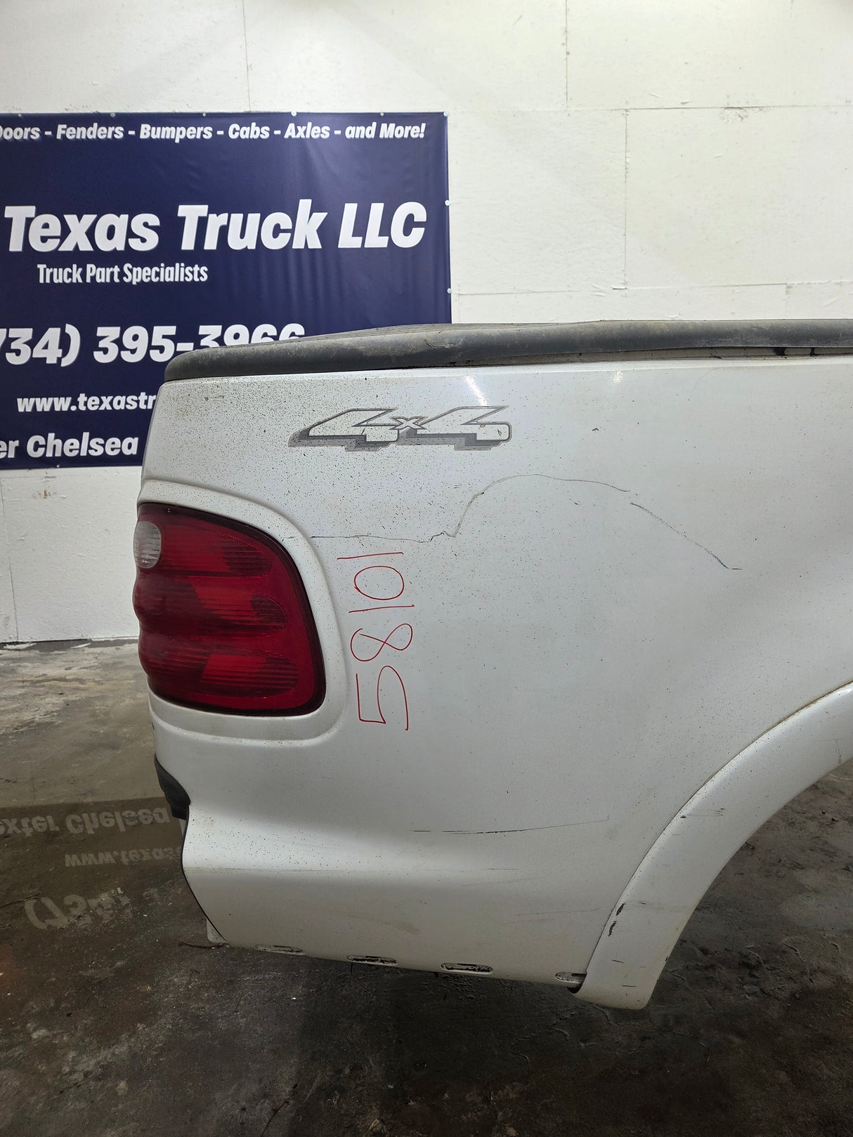1997-2003 Ford F150 5' 6" Short Truck Bed