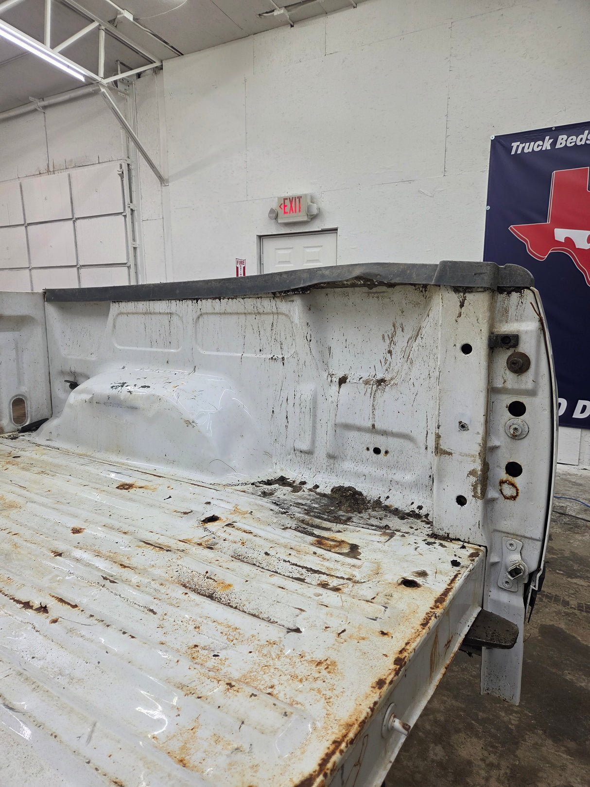 1997-2003 Ford F150 5' 6" Short Truck Bed