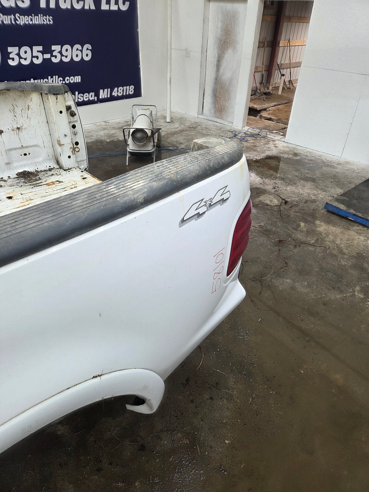 1997-2003 Ford F150 5' 6" Short Truck Bed