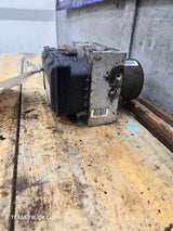2015 Ford Super Duty F350 F450 F550 DC34-2C346-AD ABS Pump Module Control Assembly