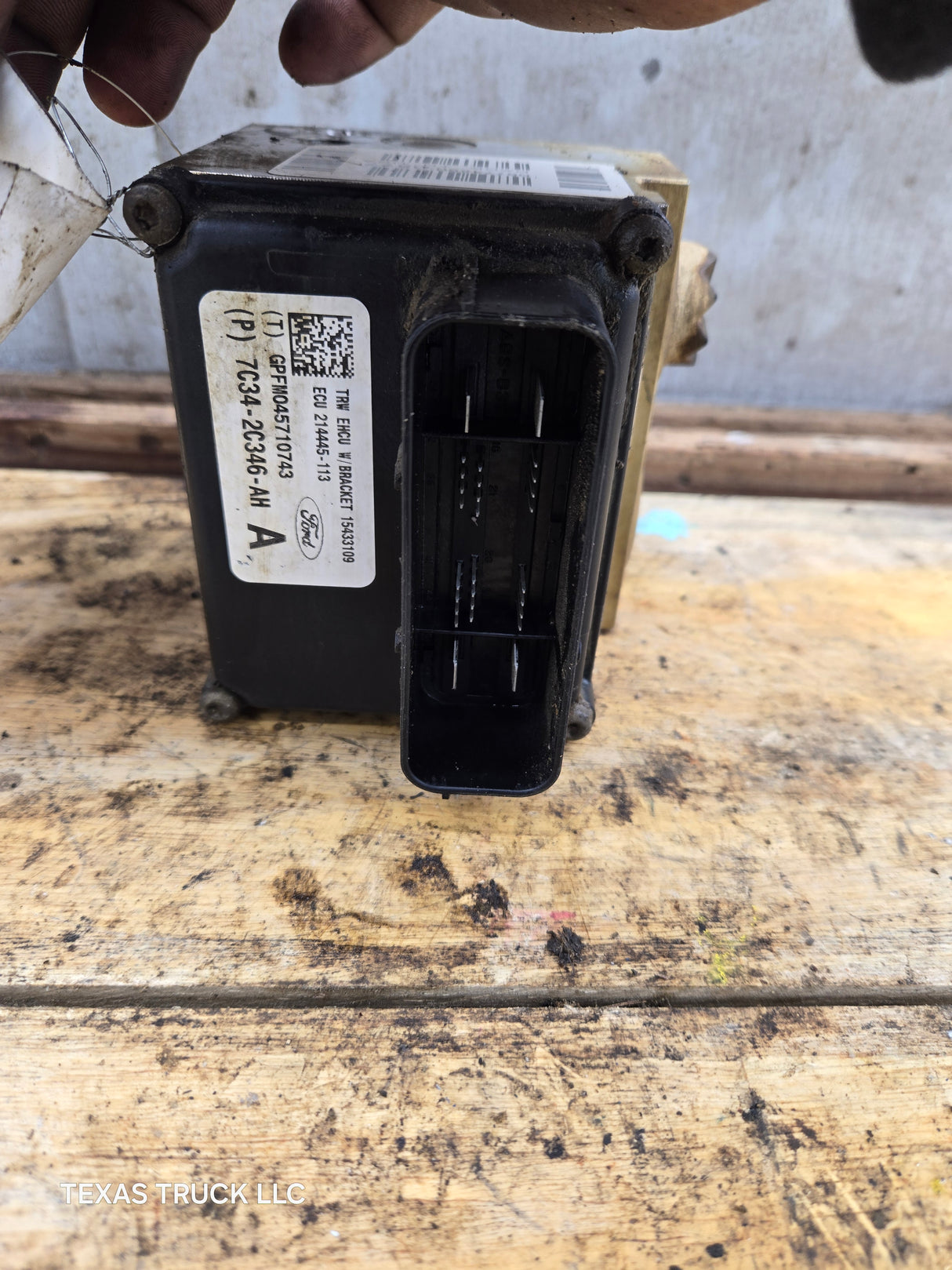 2008-2010 Ford Super Duty F250 F350 7C34-2C346-AH ABS Pump Module Control Assembly