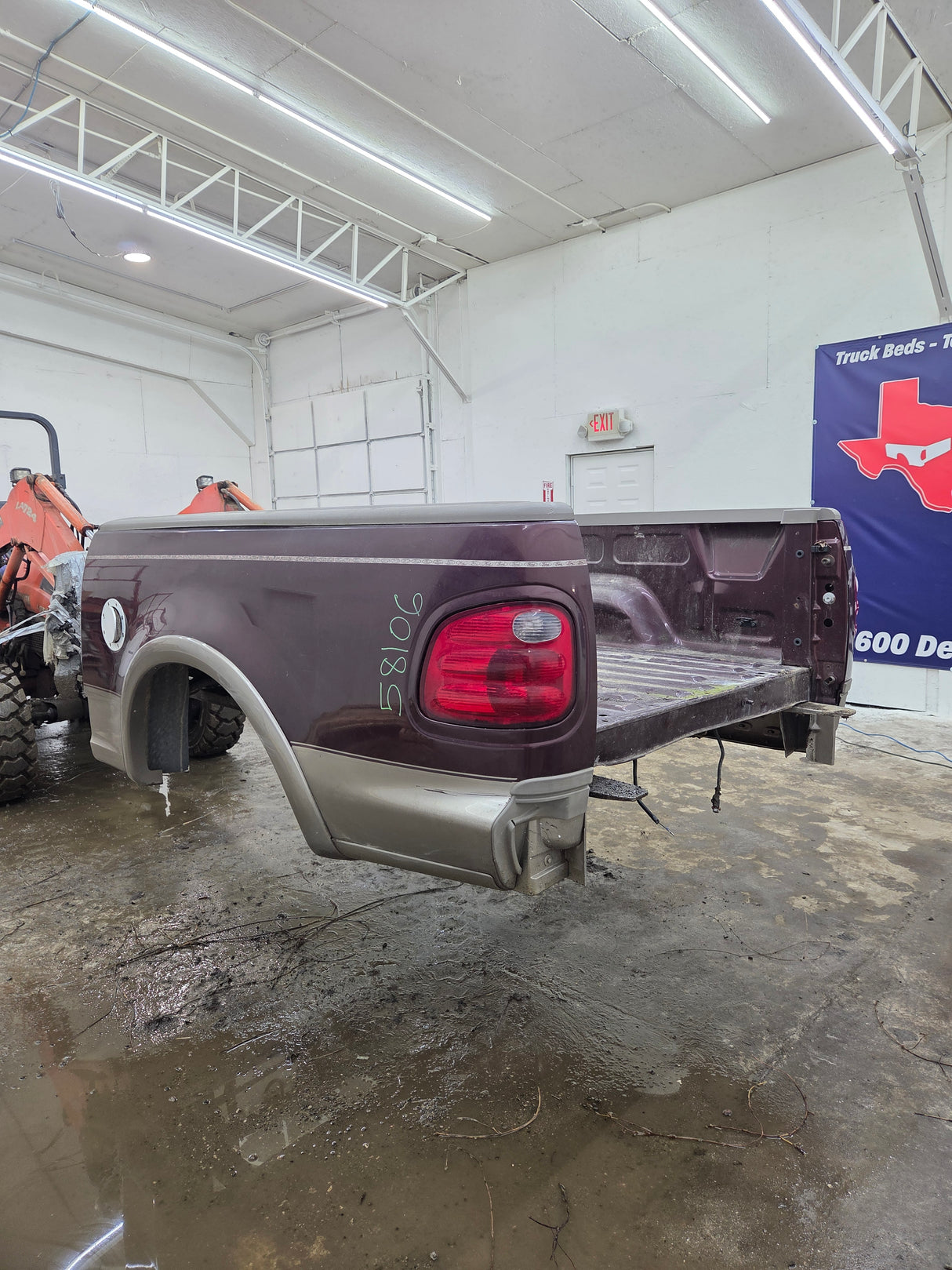 1997-2003 Ford F150 5' 6" Short Truck Bed