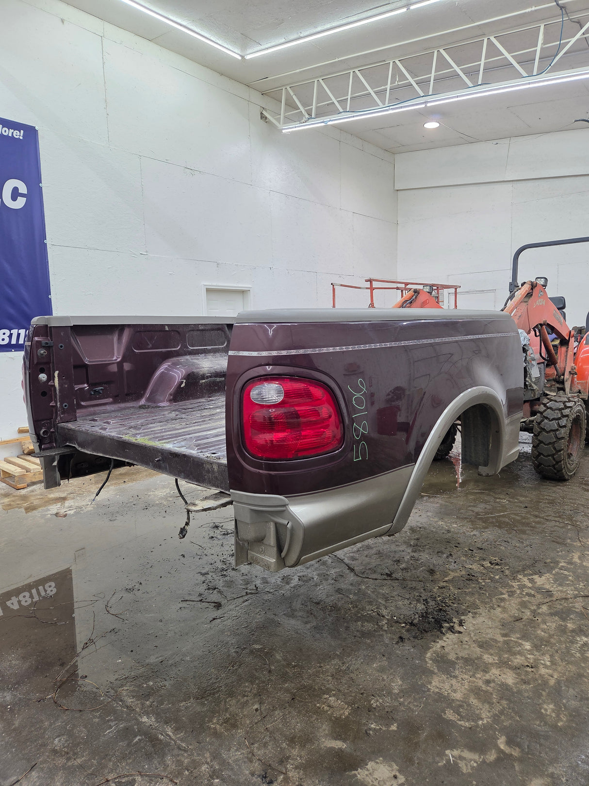 1997-2003 Ford F150 5' 6" Short Truck Bed