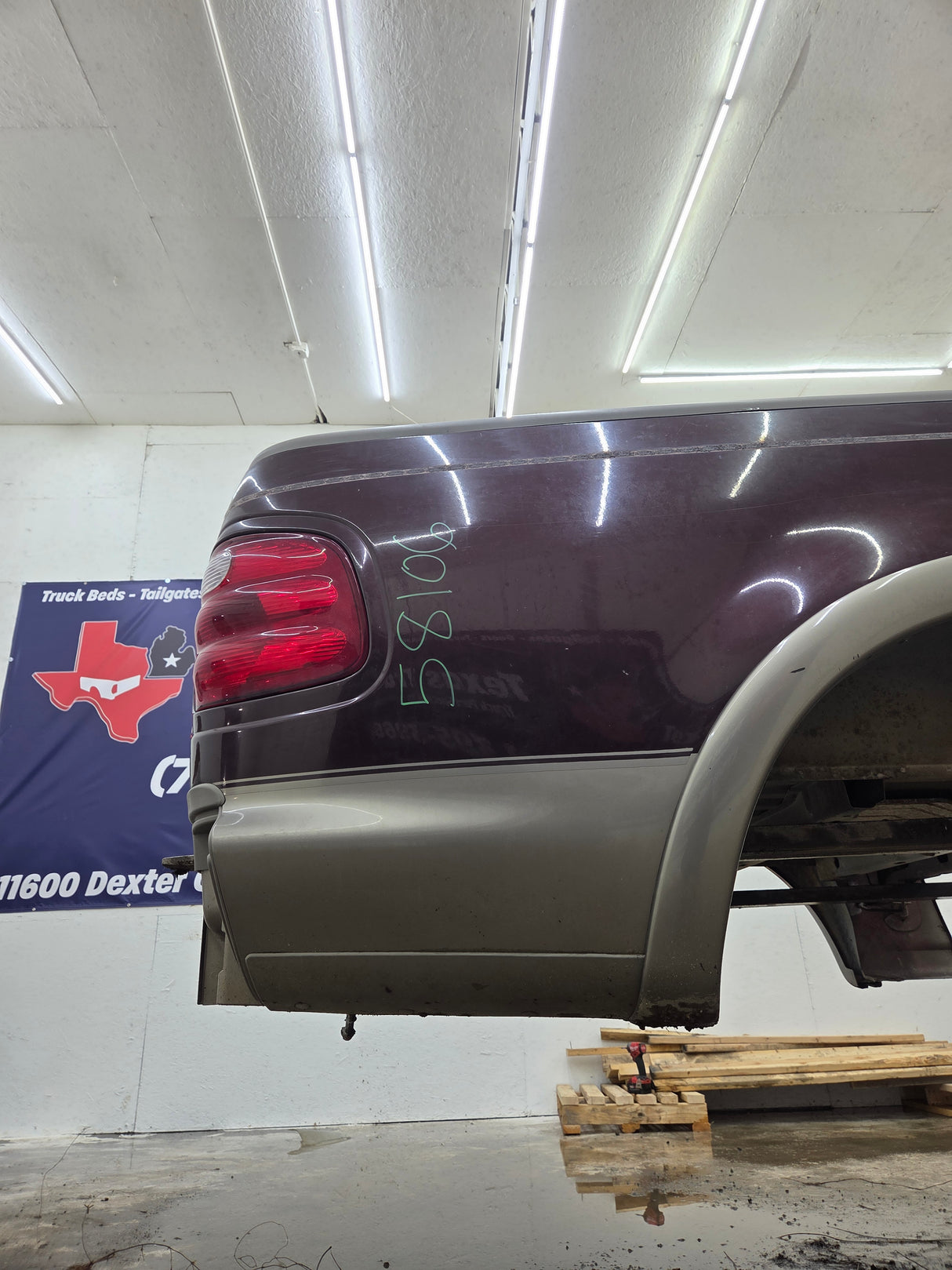 1997-2003 Ford F150 5' 6" Short Truck Bed