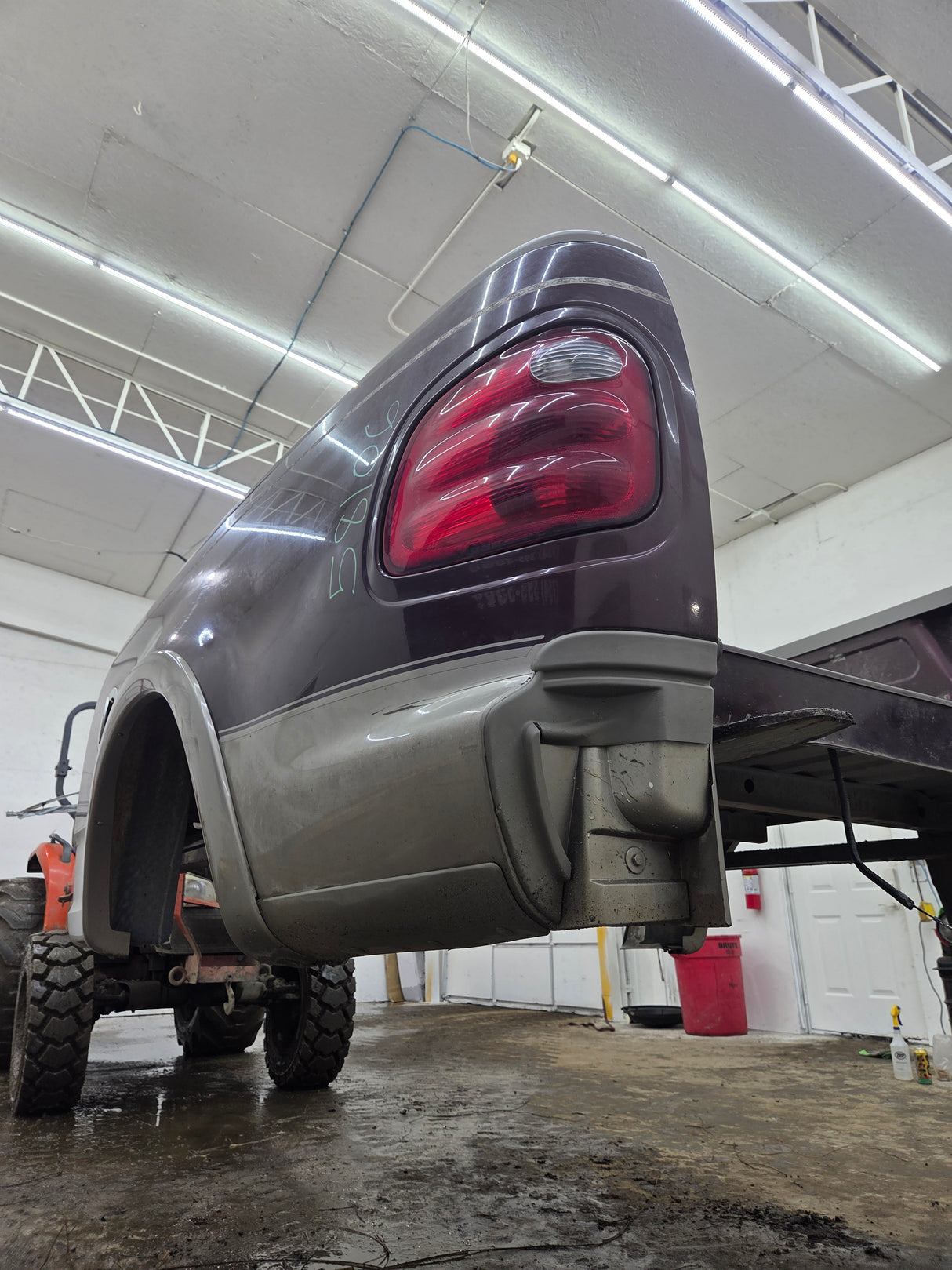 1997-2003 Ford F150 5' 6" Short Truck Bed