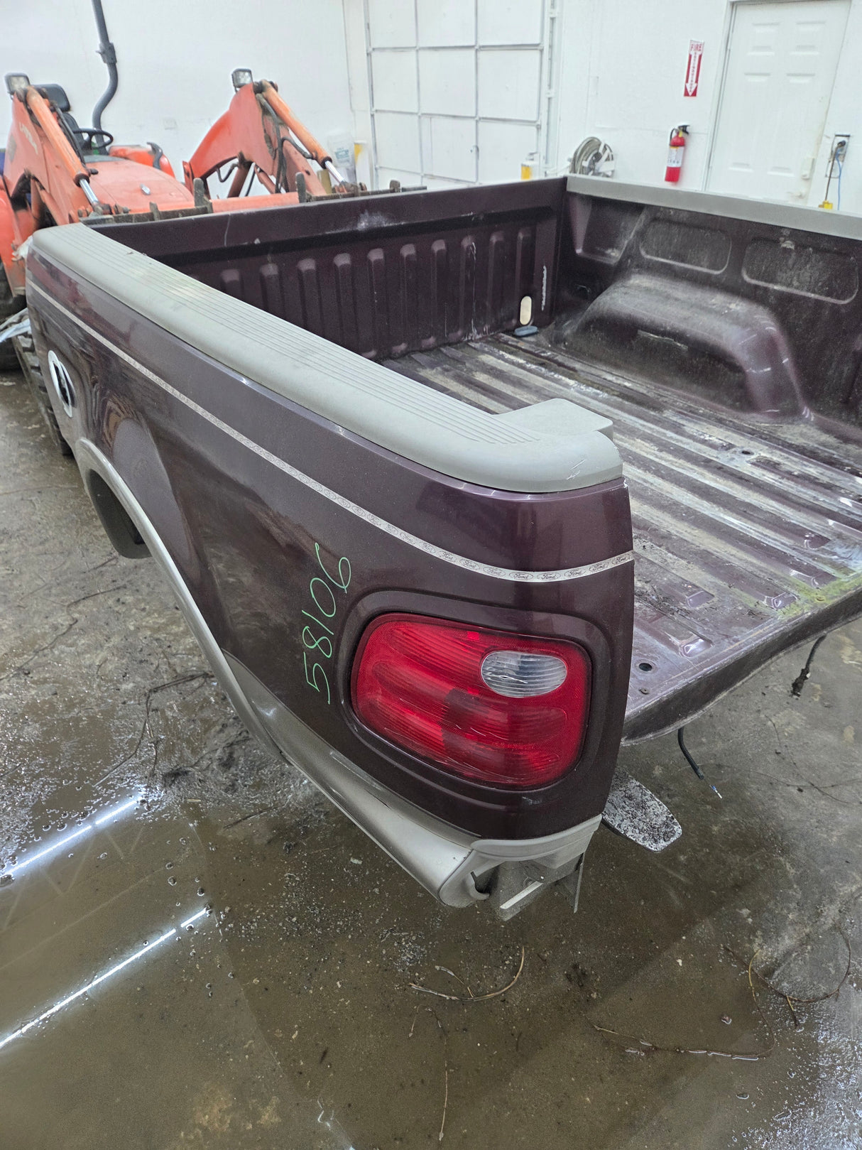 1997-2003 Ford F150 5' 6" Short Truck Bed