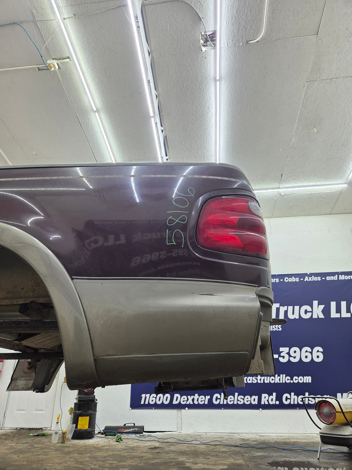 1997-2003 Ford F150 5' 6" Short Truck Bed